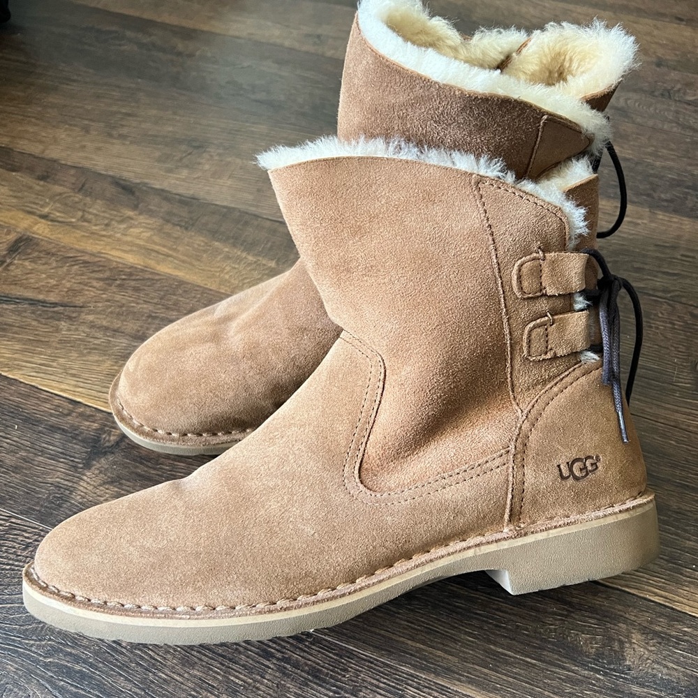 UGG Naiyah Lace-Back Genuine Shearling Boot